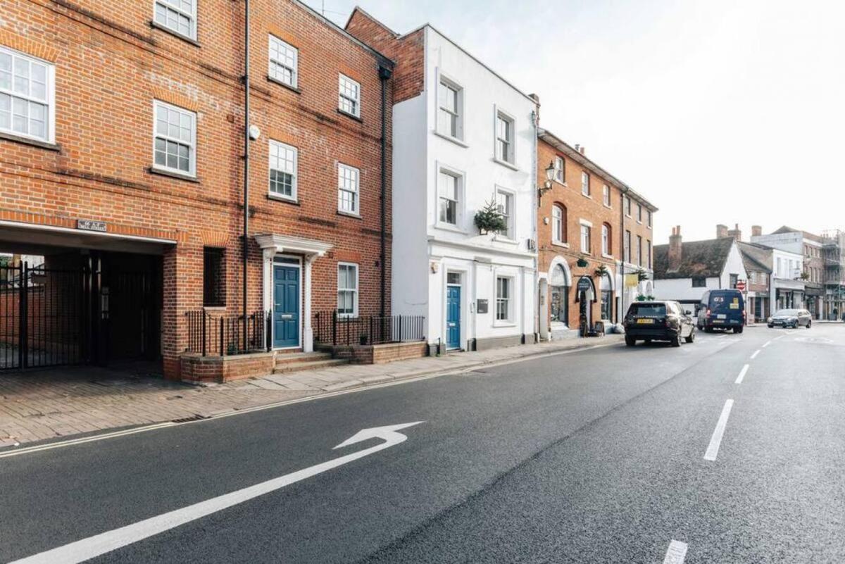 Olive Tale Villa Henley-on-Thames Bagian luar foto