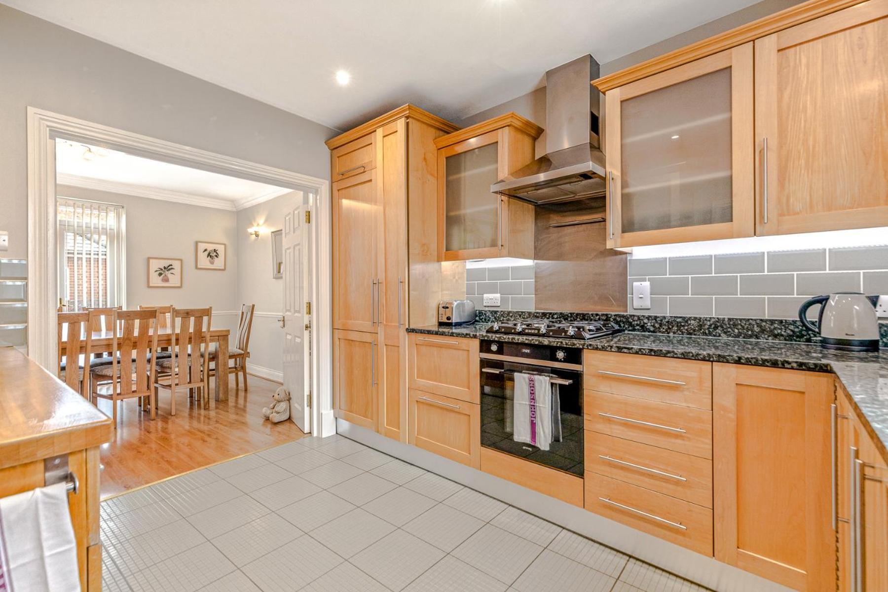 Olive Tale Villa Henley-on-Thames Bagian luar foto