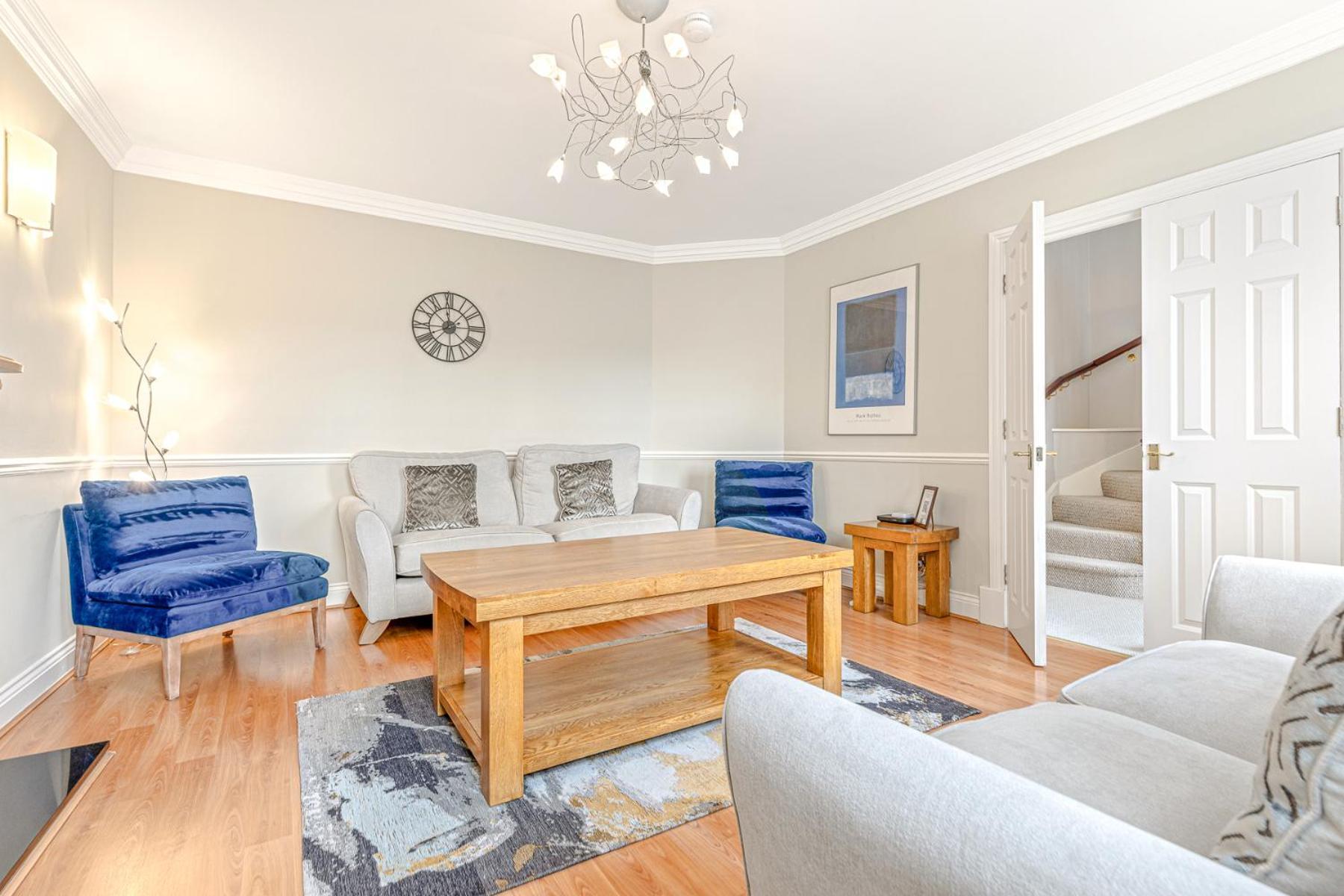 Olive Tale Villa Henley-on-Thames Bagian luar foto