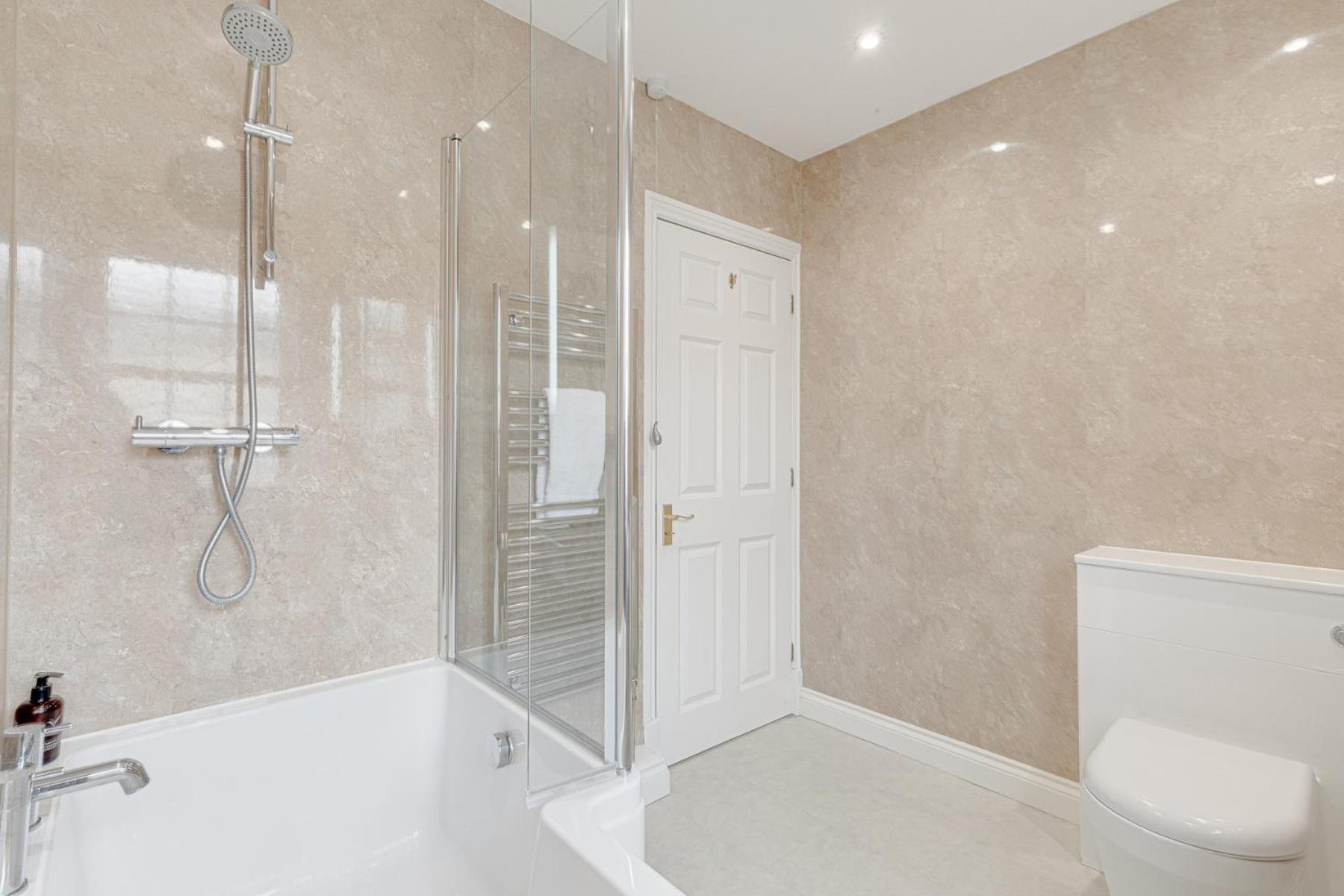 Olive Tale Villa Henley-on-Thames Bagian luar foto