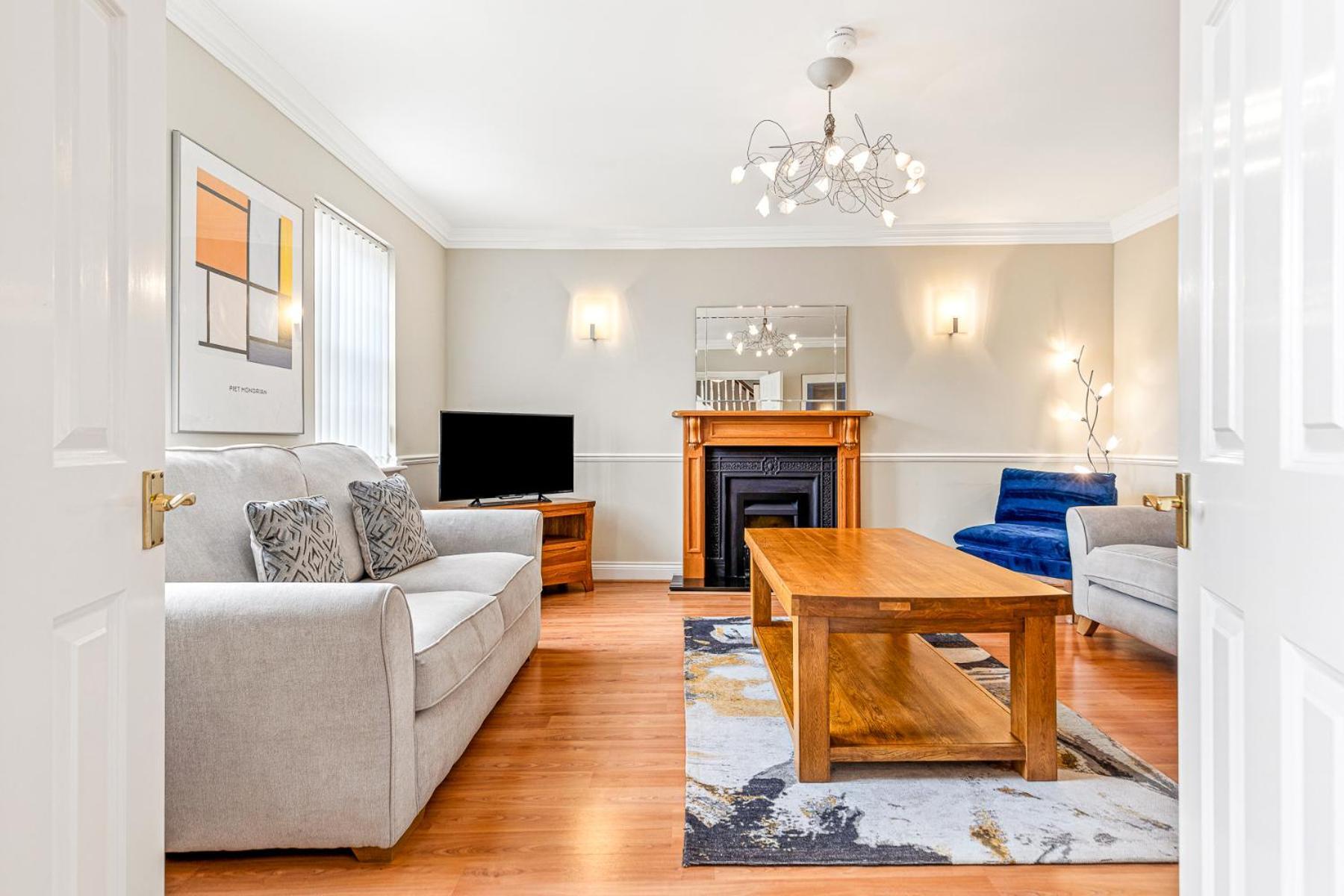 Olive Tale Villa Henley-on-Thames Bagian luar foto