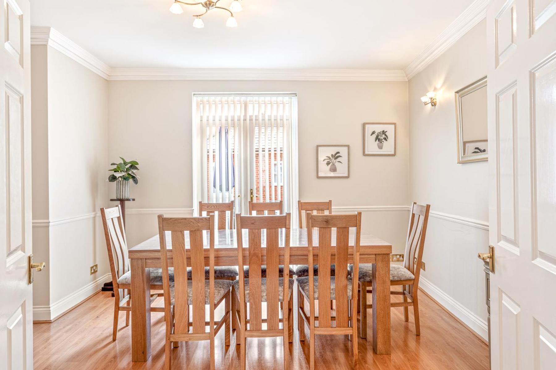 Olive Tale Villa Henley-on-Thames Bagian luar foto