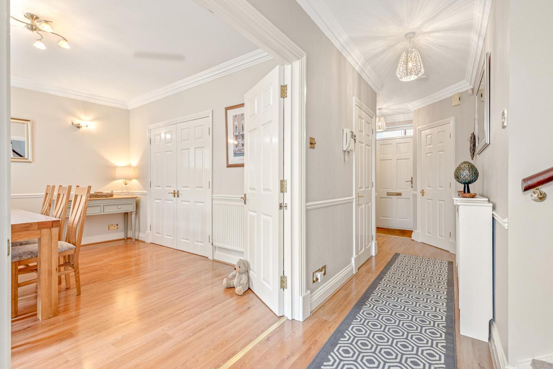 Olive Tale Villa Henley-on-Thames Bagian luar foto