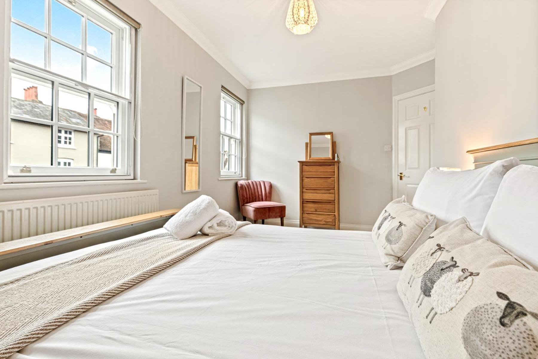 Olive Tale Villa Henley-on-Thames Bagian luar foto